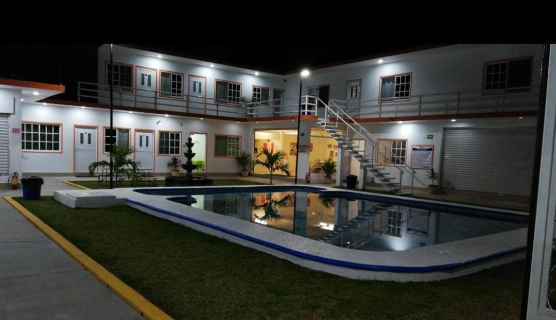Hotel Villa Maran Chachalacas Ambiente Familiar Playa Chachalacas Екстериор снимка